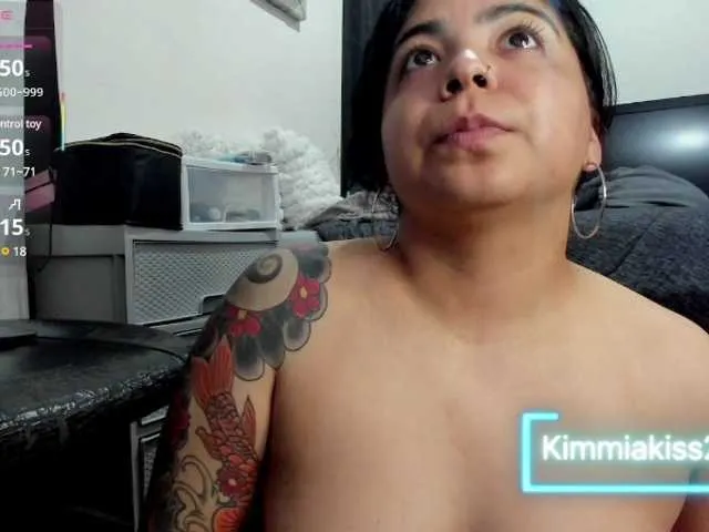 Karamelsw – webcam model profile photo Image 2