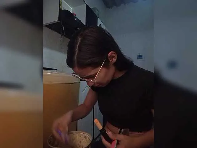 VioletchelseaBabesatation – webcam model profile photo Image 16