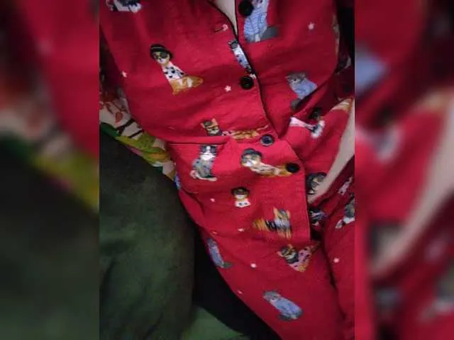 KiraKiss8 – webcam model profile photo