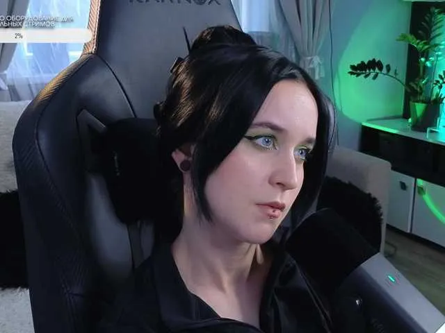 Erin- – webcam model profile photo Image 11