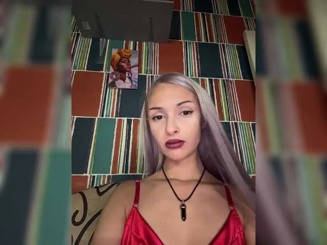 KiraWhite Image 16