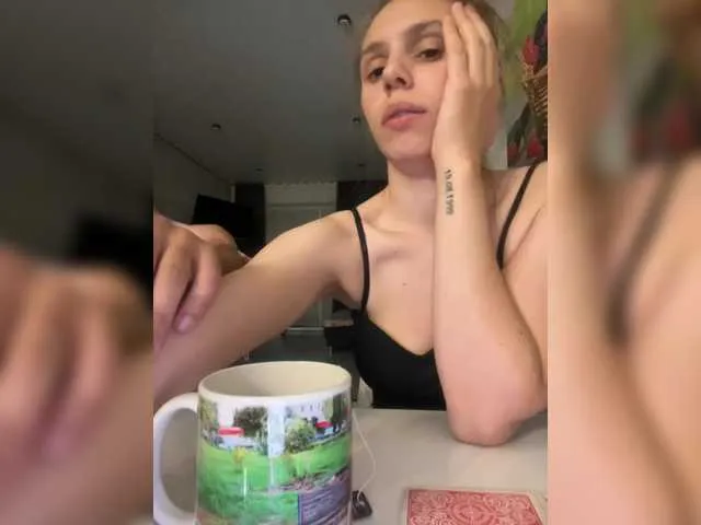 phatassblonde – webcam model profile photo Image 10