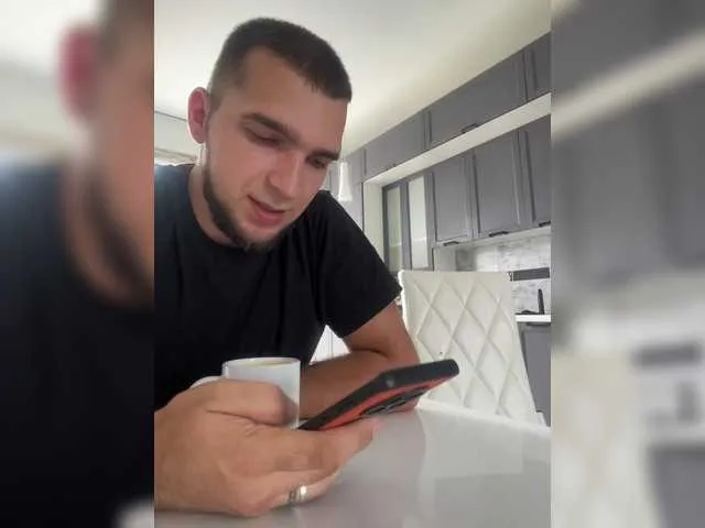 phatassblonde – webcam model profile photo Image 14