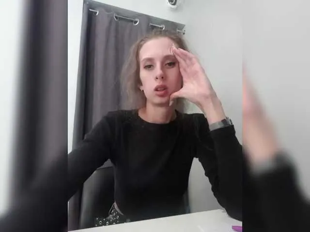 BlondeScarlettx – webcam model profile photo Image 10