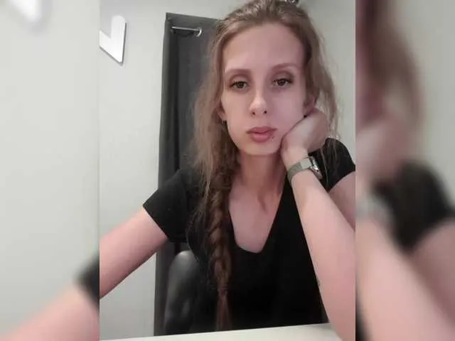 BlondeScarlettx – webcam model profile photo Image 13