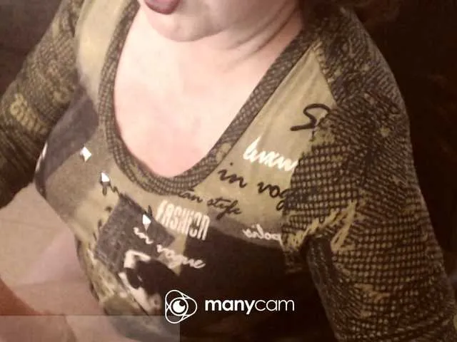 LizzieGreyX – webcam model profile photo Image 3