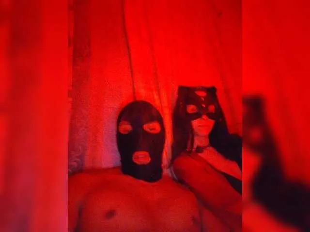 IzuryBlonde – webcam model profile photo Image 4