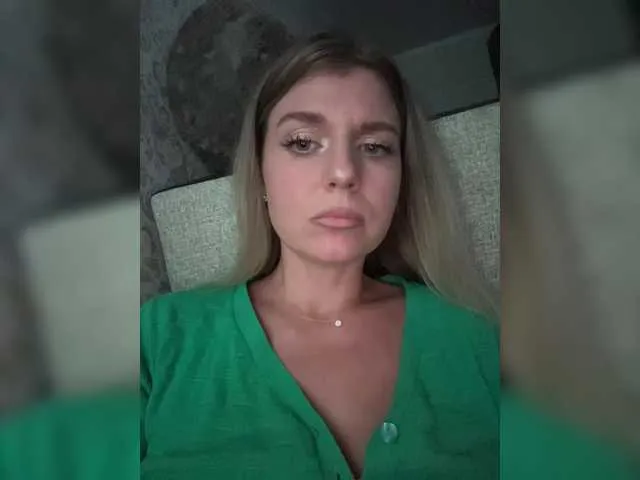 BabyfaceVixen1 – webcam model profile photo Image 15