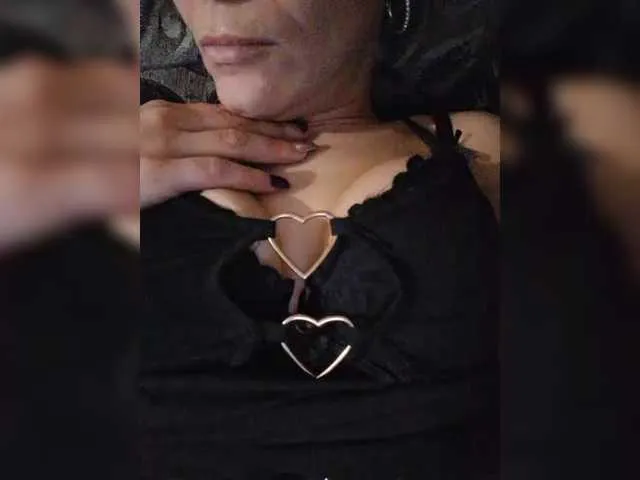 LorrySkye – webcam model profile photo Image 17