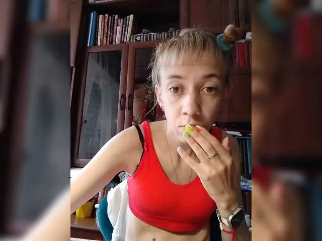 Nataly_Blonde – webcam model profile photo Image 14