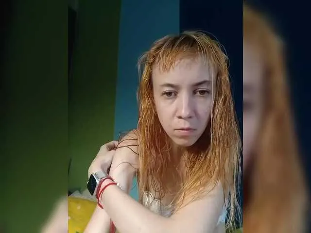 Nataly_Blonde – webcam model profile photo Image 2