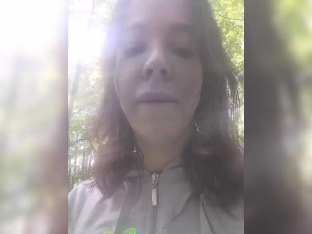 salma-arabic – webcam model profile photo Image 10