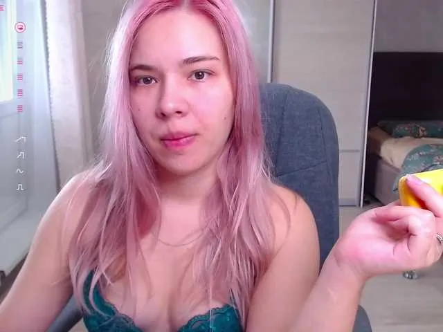 SusyBlair – webcam model profile photo Image 6