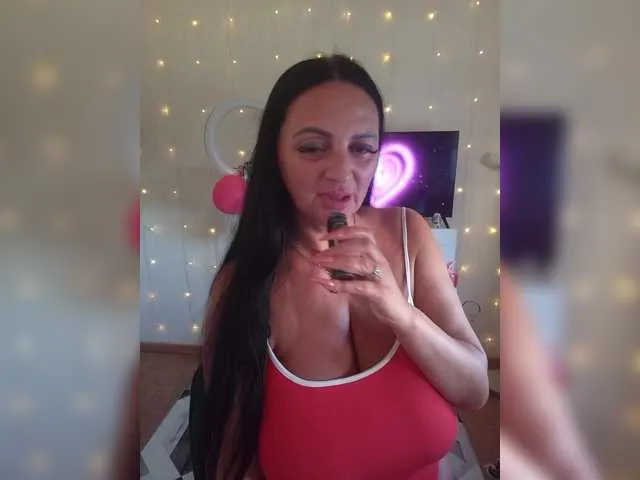 WetTigress – webcam model profile photo Image 17