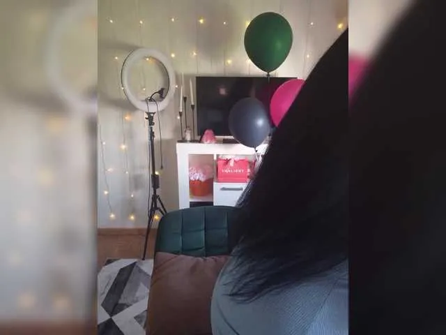 WetTigress – webcam model profile photo Image 9