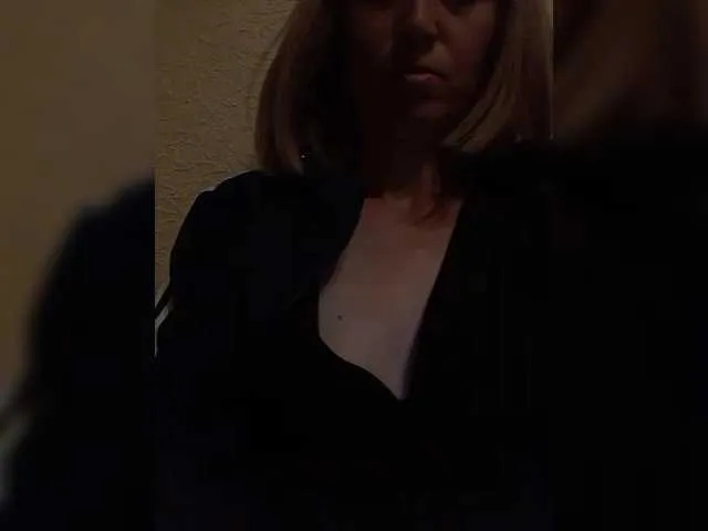 LorrySkye – webcam model profile photo Image 17