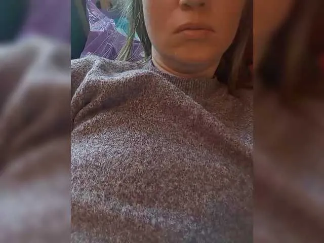 LorrySkye – webcam model profile photo Image 18