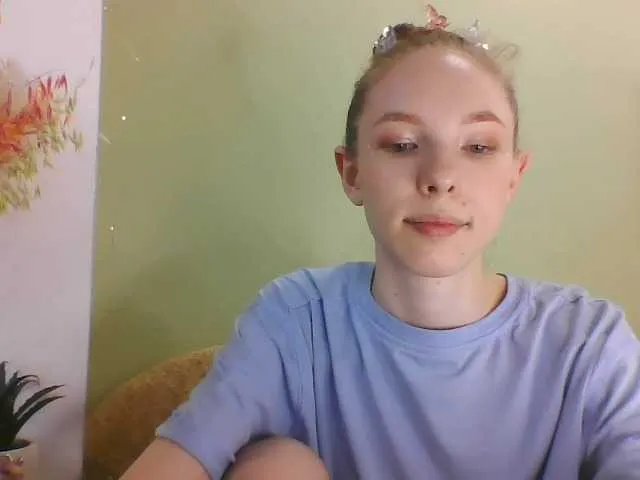 British_EmJess – webcam model profile photo Image 4
