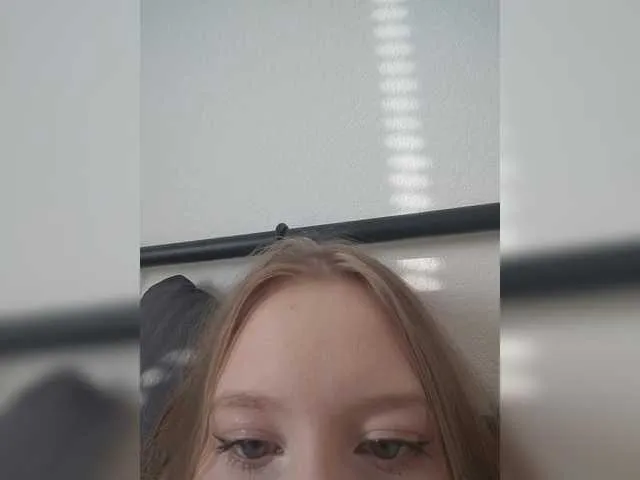 MarilynRainbow – webcam model profile photo Image 6