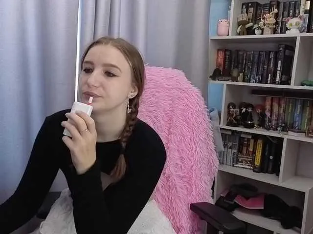 SusyBlair – webcam model profile photo Image 16