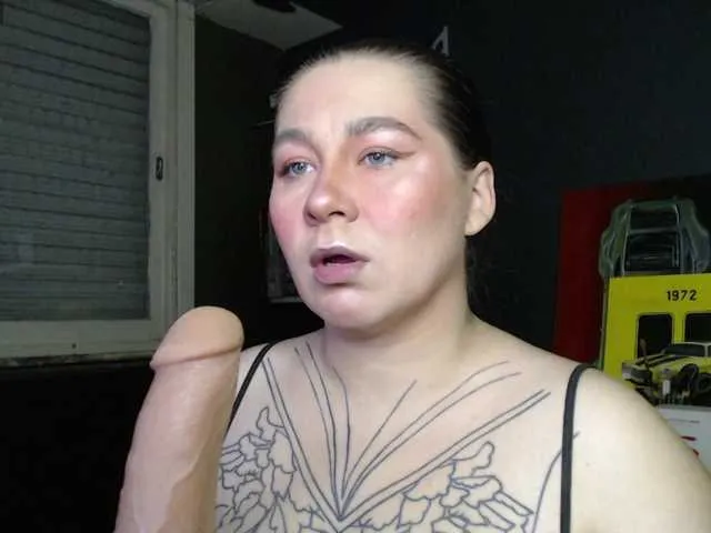 Alenushka888 – webcam model profile photo Image 12