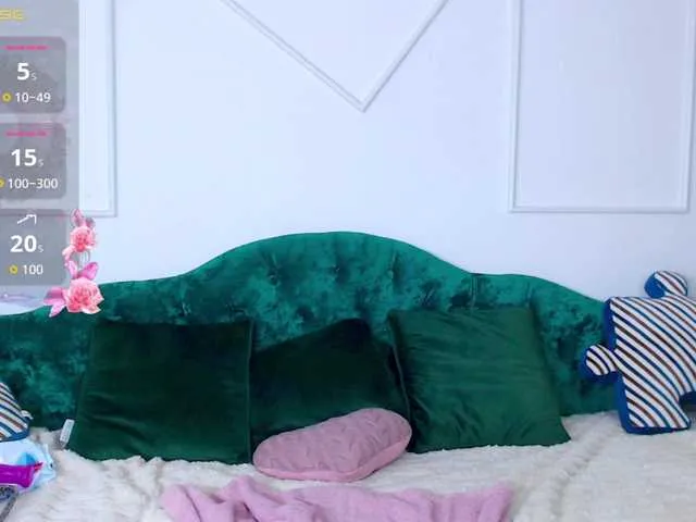 Girlaa – webcam model profile photo Image 8