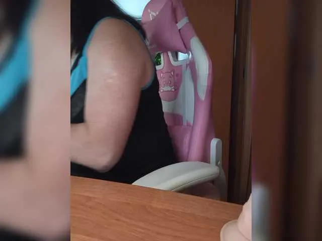 SusyBlair – webcam model profile photo Image 5