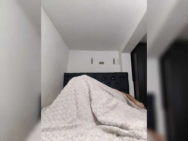 VictoriaMorrone – webcam model profile photo Image 7