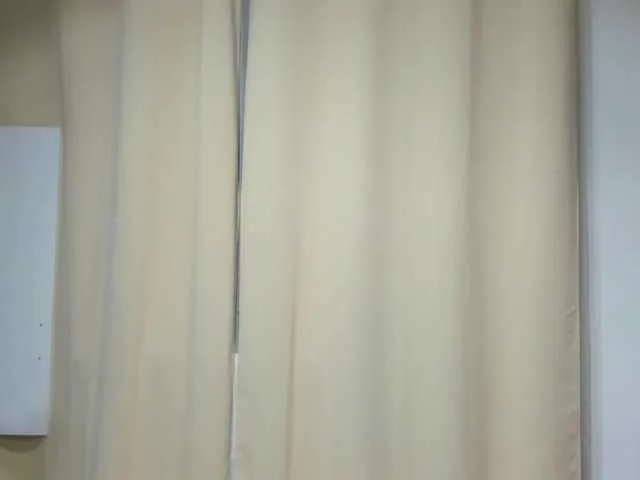 British_EmJess – webcam model profile photo Image 7