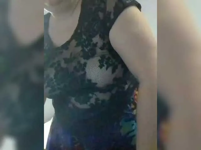 LucyAlexis Image 2