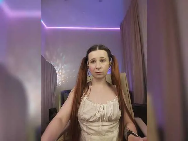 SusyBlair – webcam model profile photo Image 9