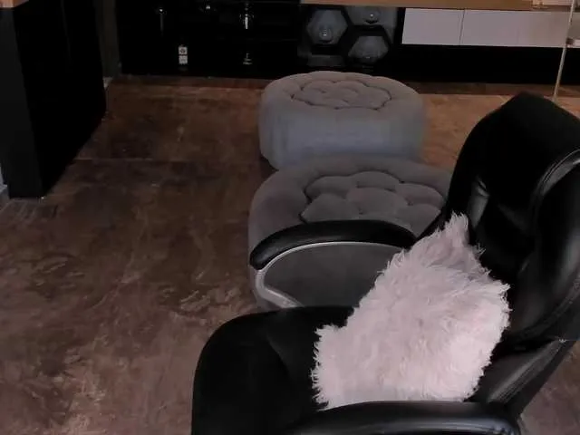 MadelineFox Image 19