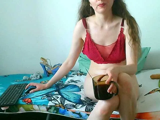ManelikBlondee – webcam model profile photo Image 13
