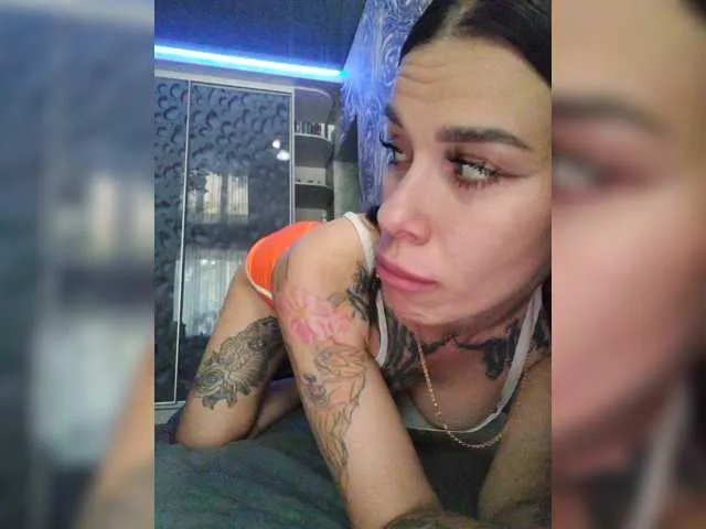 Scarlettsteelexo – webcam model profile photo Image 9