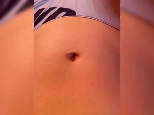 MissScarlett_xx – webcam model profile photo Image 3
