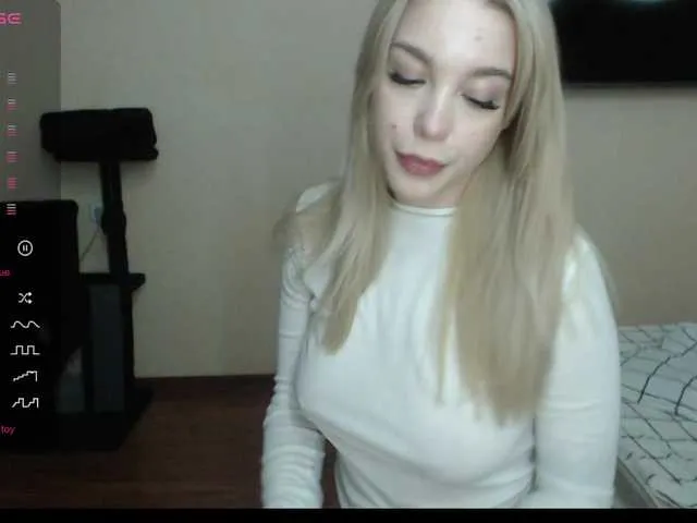 EvaElvish – webcam model profile photo Image 9