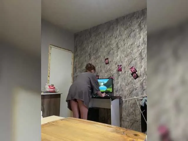 BabeBeth40 – webcam model profile photo Image 4