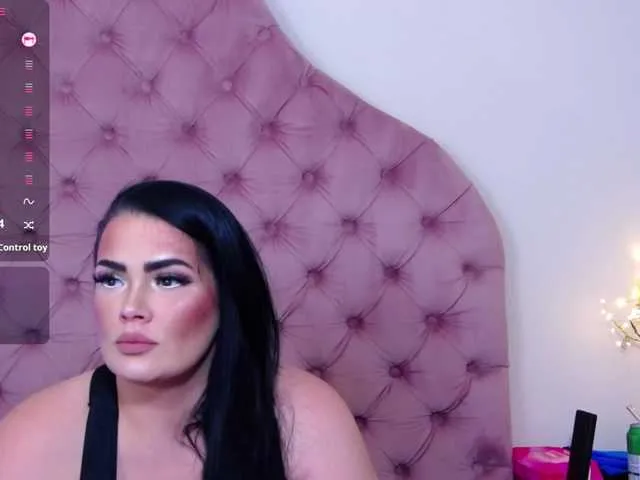 LorrySkye – webcam model profile photo Image 15