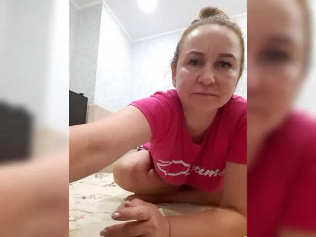 LorrySkye – webcam model profile photo Image 9