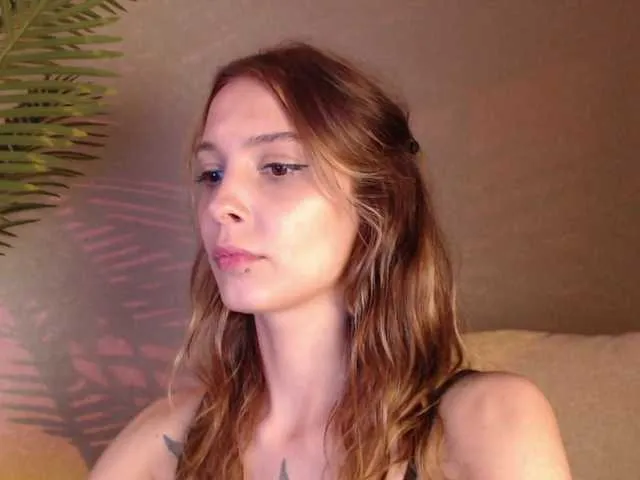 EksaCake – webcam model profile photo Image 12