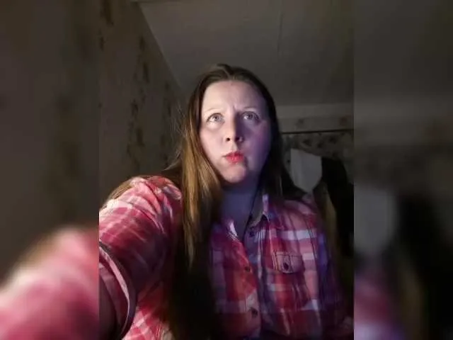 KateDivineUK – webcam model profile photo Image 19