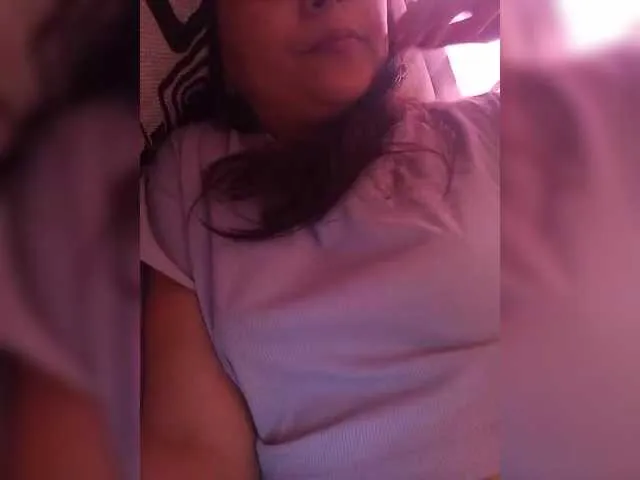 JessieBlonde – webcam model profile photo Image 12