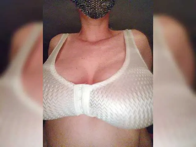 blondeambitionnn – webcam model profile photo Image 4