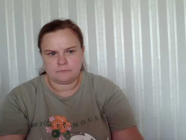 MistressLouUK – webcam model profile photo Image 16