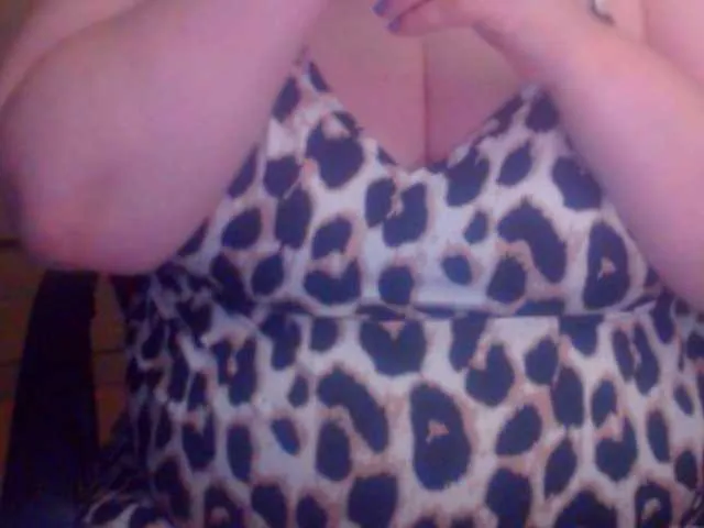 Nataly_Blonde – webcam model profile photo Image 2