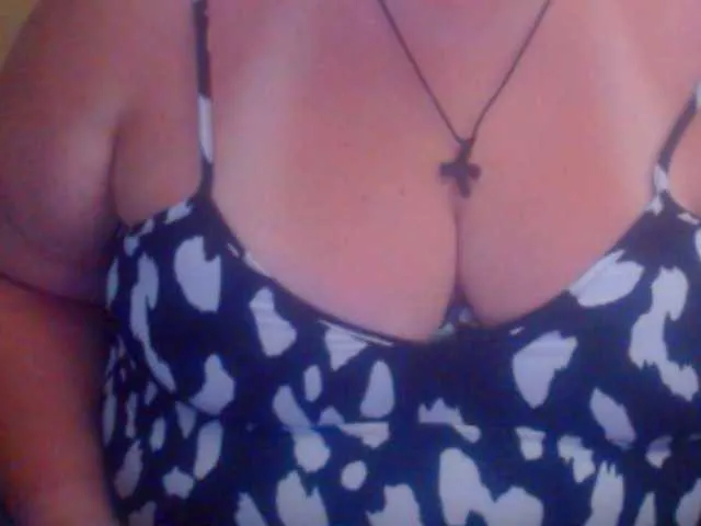 Nataly_Blonde – webcam model profile photo Image 4