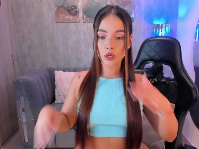 LorrySkye – webcam model profile photo Image 14