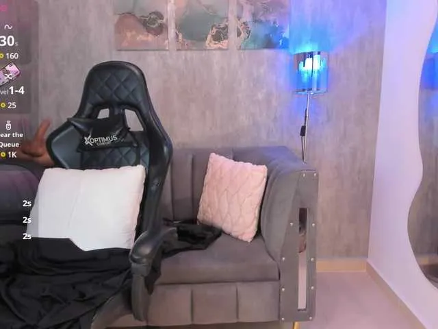 LorrySkye – webcam model profile photo Image 3