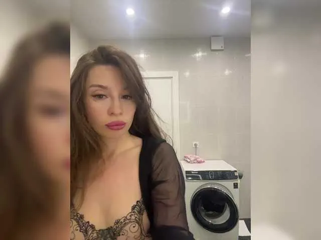 SelennaMoon – webcam model profile photo Image 19