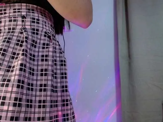 YourWitcher – webcam model profile photo Image 6